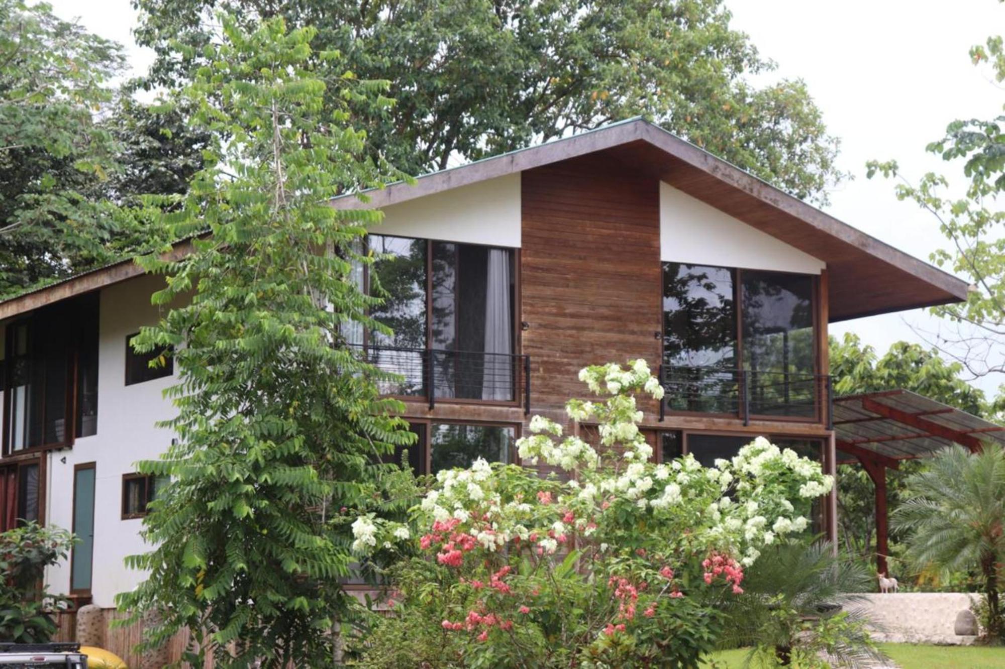 Corcovado Nature Wonders-villas-houses-tents-pool-jacuzzi-ac-amazing Views Puerto Jimenez