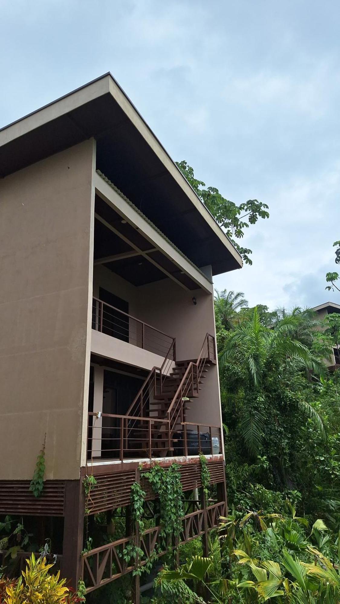 Villa Corcovado Nature Wonders-villas-houses-tents-pool-jacuzzi-ac-amazing Views Puerto Jimenez