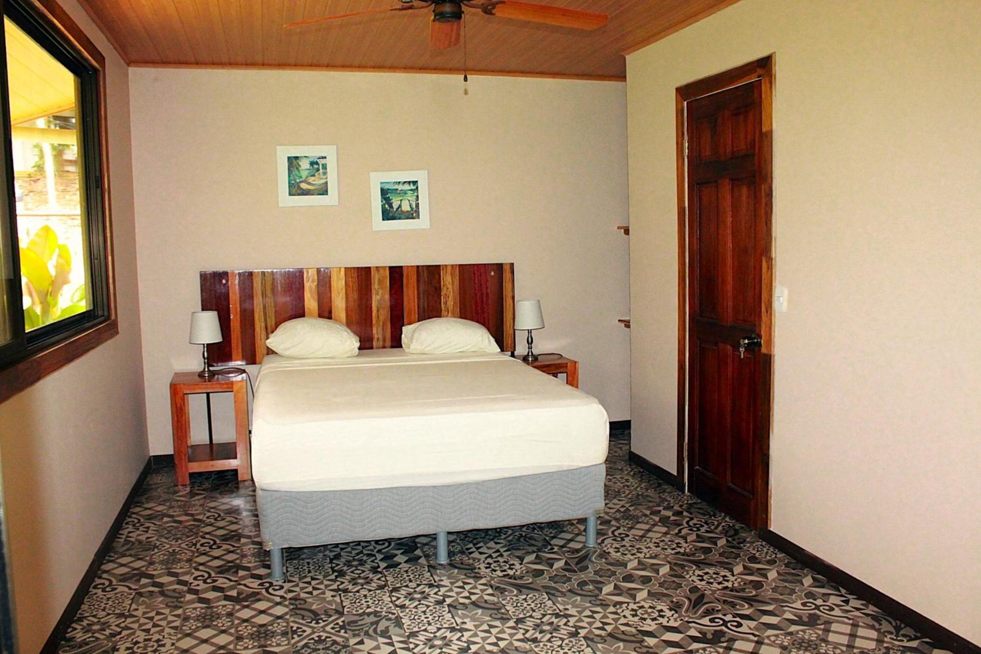 Corcovado Nature Wonders-villas-houses-tents-pool-jacuzzi-ac-amazing Views * Puerto Jimenez