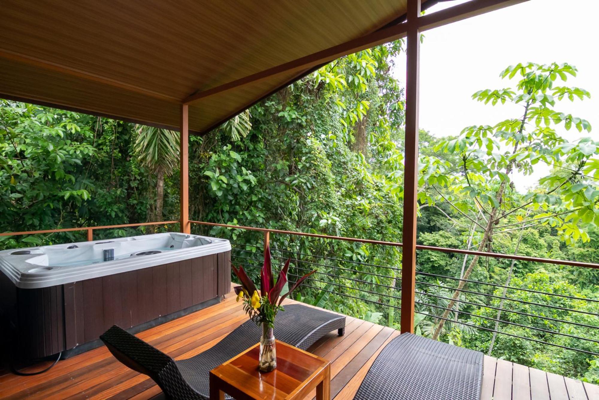 Villa Corcovado Nature Wonders-villas-houses-tents-pool-jacuzzi-ac-amazing Views Puerto Jimenez