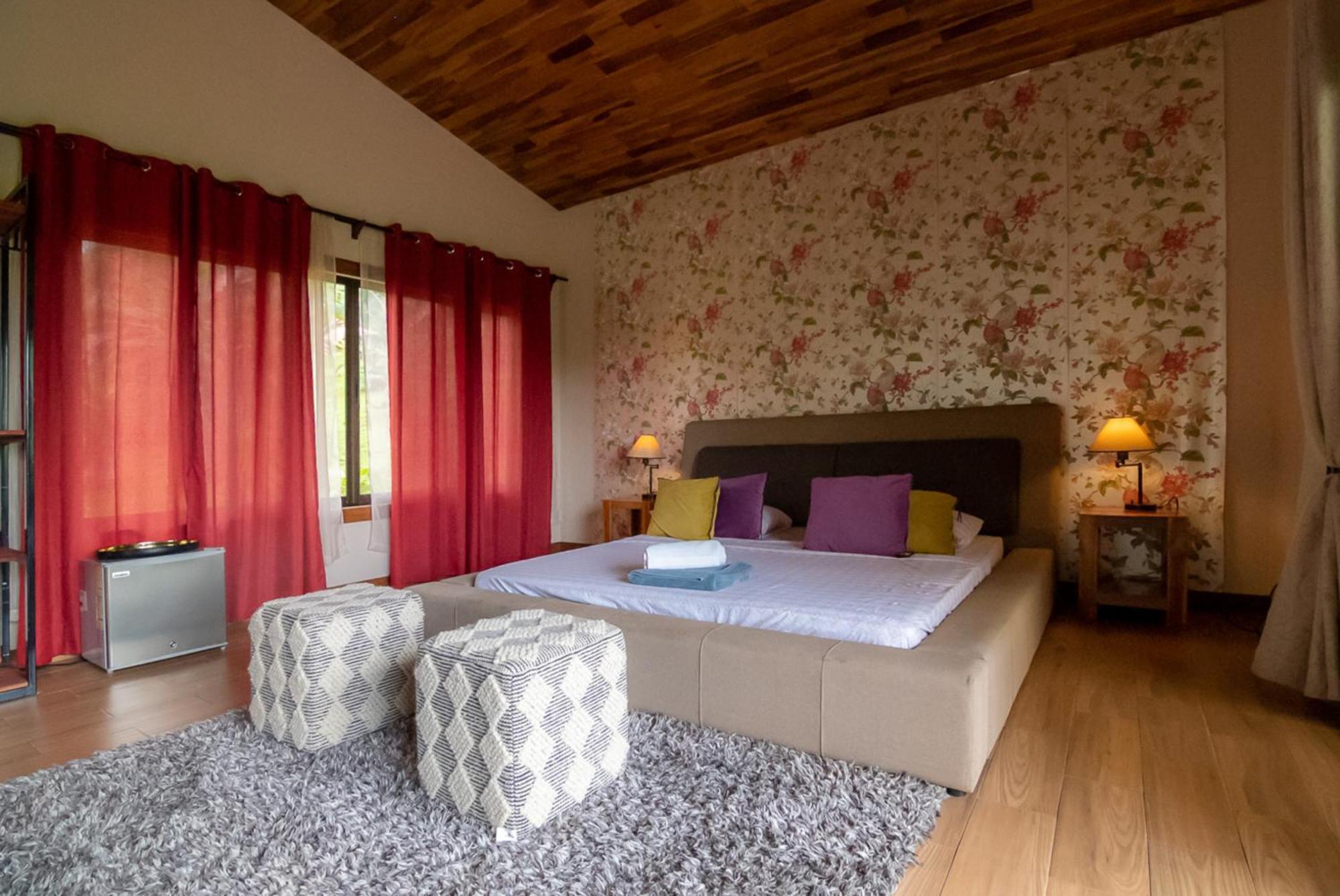 Corcovado Nature Wonders-villas-houses-tents-pool-jacuzzi-ac-amazing Views Puerto Jimenez