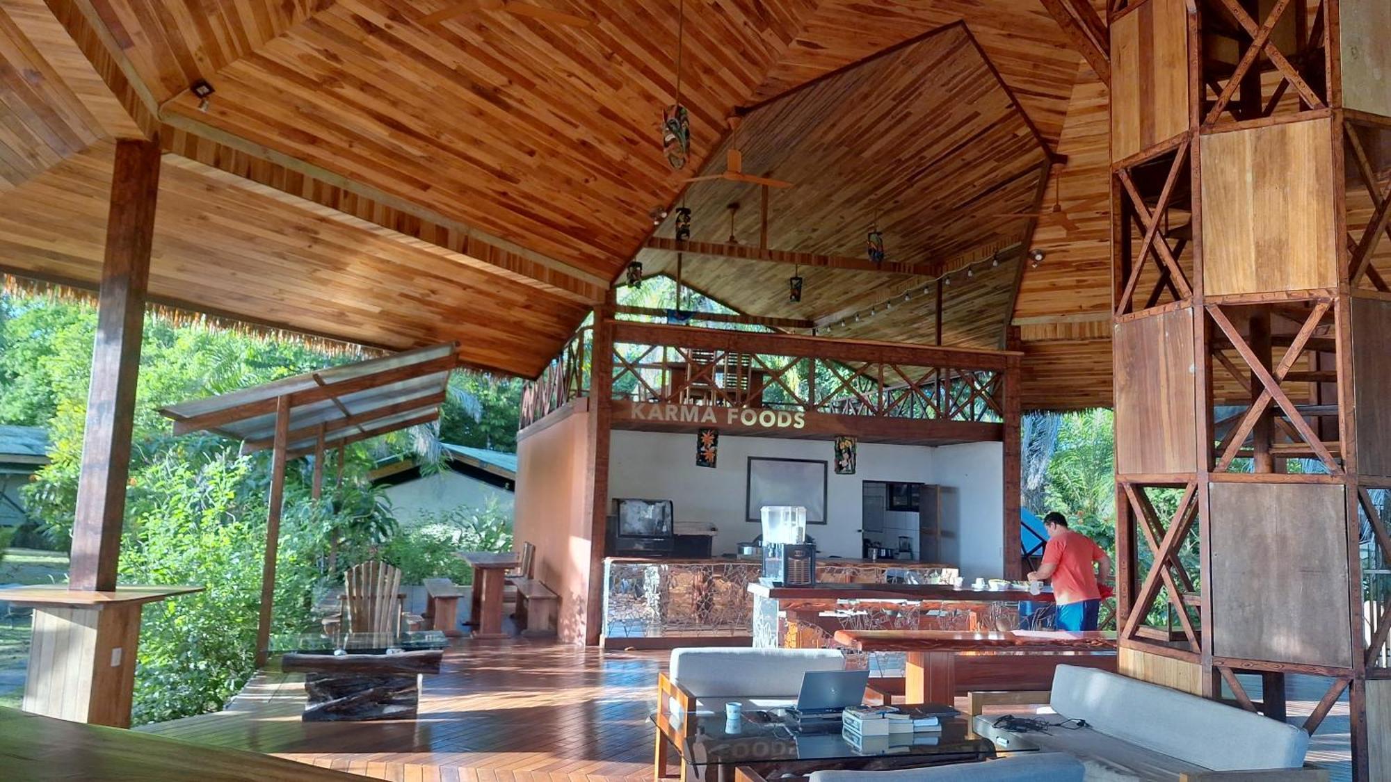 Villa Corcovado Nature Wonders-villas-houses-tents-pool-jacuzzi-ac-amazing Views Puerto Jimenez
